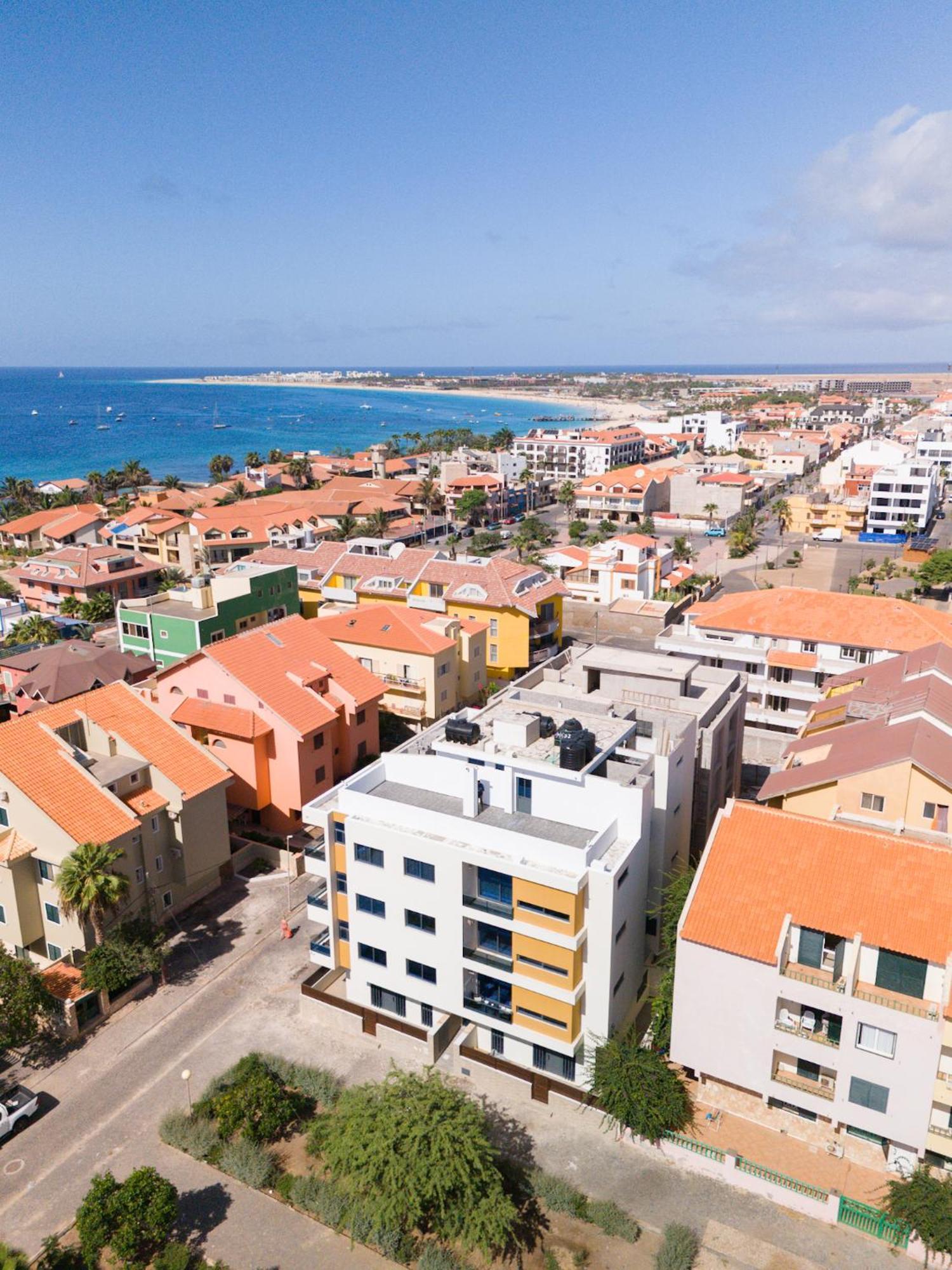 Brand New Spacious T3 Apartment In سانتا ماريا المظهر الخارجي الصورة