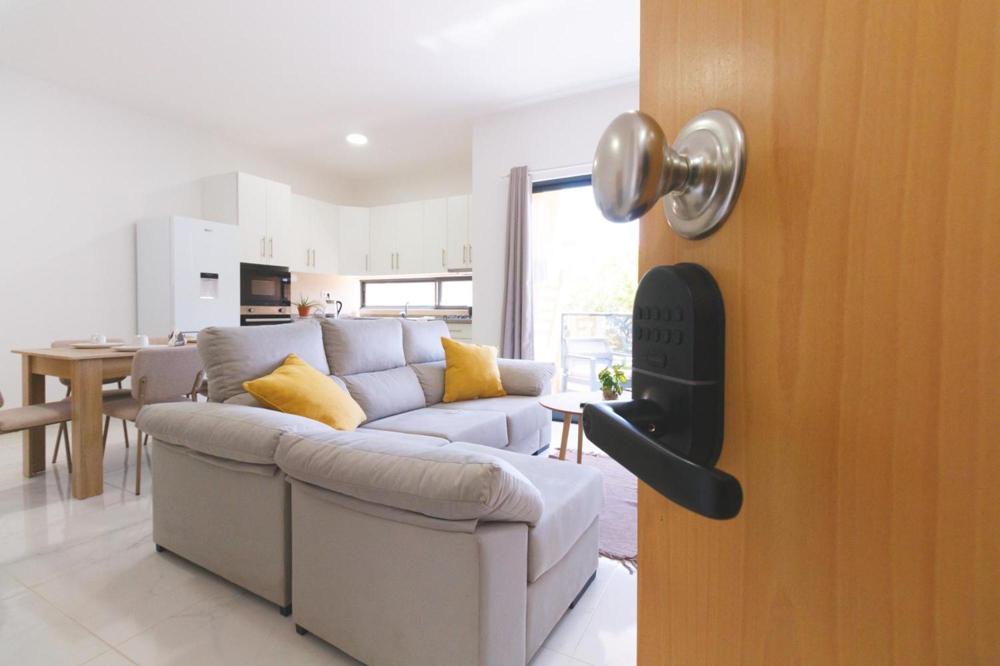 Brand New Spacious T3 Apartment In سانتا ماريا المظهر الخارجي الصورة